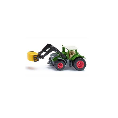 Traktor Fendt s kleštěmi na balíky traktor s balíkem