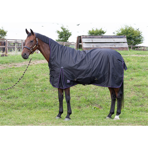 Nepromokavá deka Harrys Horse s prodloužením na krk, 200 g, černá - vel. 130 cm Deka neprom. HH, 200 gr, prodl.krk, černá, 130 cm