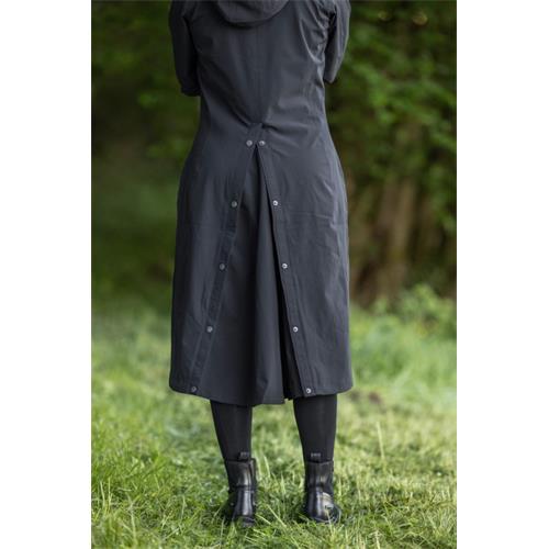 Dámský kabát Covalliero S/S 2025, černý - vel. M Kabát dámský Covalliero SS 2025, černý, vel. M