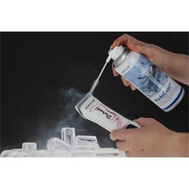 Chladící a čistící sprej Aesculap BladeCool 2.0 na ostří nožů stříhacích strojků, 400 ml Sprej Aesculap čístící a chlad. na ostří, 400 ml.