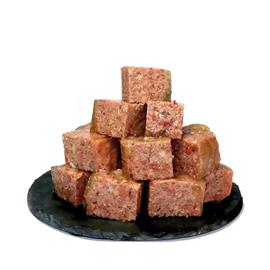 Fitmin For Life Kuřecí konzerva, 400 g Konzerva Fitmin kuřecí, 400 g - obsah konzervy.