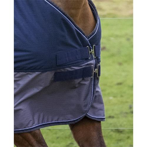 Nepromokavá deka Equitheme Tyrex 600D, 150g, modrá - vel. 165/215 cm Deka Equithéme Tyrex 600D, 150g, modrá, vel. 165 cm