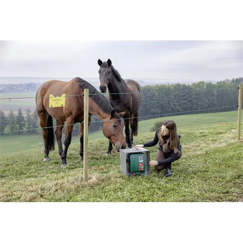 Zdroj pro elektrický ohradník AKO DUO-Power Xi 8000, kombinovaný, 7,5 J Zdroj pro elektrický ohradník AKO DUO-Power Xi 8000, kombinovaný, 7,5 J