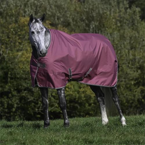 Nepromokavá deka Bucas Freedom Light AW 2025/26, 0g, růžová - vel. 135/185 cm Deka nepromok. Bucas Freedom Light AW 25/26, růžová, vel. 135