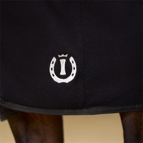 Odpocovací deka IRH Basic AW 25/26, černá - vel. 145/195 cm Deka odpoc. IRH Basic AW 25/26, černá, vel. 145/195 cm