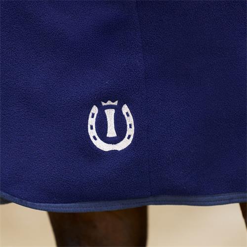 Odpocovací deka IRH Fundamental AW 25/26, modrá - vel. 145/195 cm Odpocovací deka IRH Fundamental AW 25/26, modrá, vel. 145/195 cm