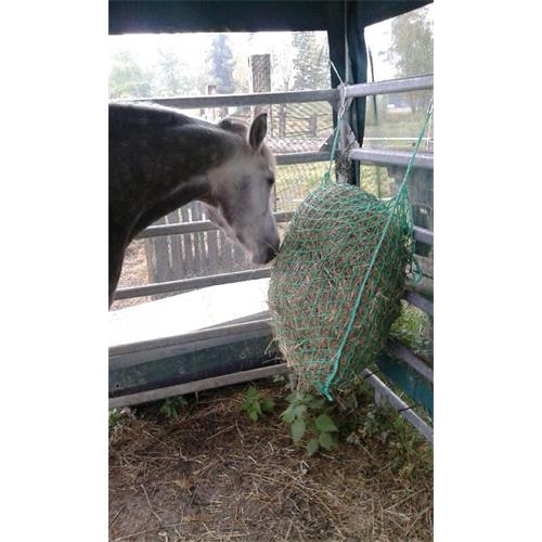 Závěsná síť na seno, zelená, oka 4,5 x 4,5 cm - 90x120cm, oko 45x45mm, 4mm Síť na seno, 90x120 cm, 4 mm, zelená, oka 45x45mm