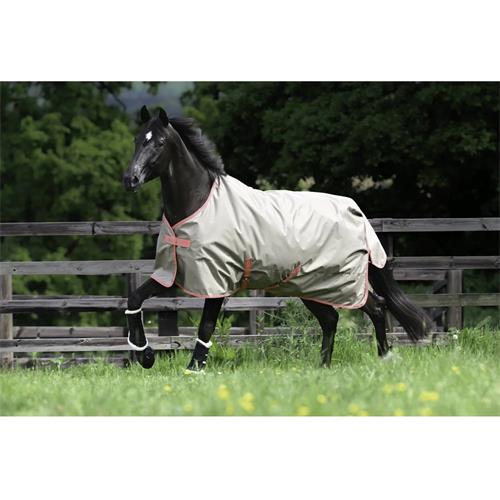 Nepromokavá deka Bucas Freedom Light S/S 2025, světle hnědá - vel. 135 cm Deka výběhová Freedom Light SS 25, sv. hnědá, vel. 135