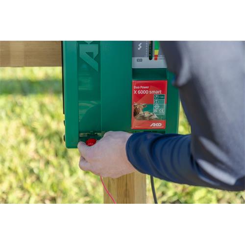 Zdroj pro elektrický ohradník AKO DUO-Power X 6000 smart GPS, kombinovaný, 5 J Zdroj pro elektrický ohradník AKO DUO-Power X 6000 smart GPS, kombinovaný, 5 J