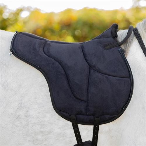 Jezdecký pad QHP Soft, s beránkem, černý, vel. Full Jezdecký pad QHP Soft, s beránkem, černý, vel. Full