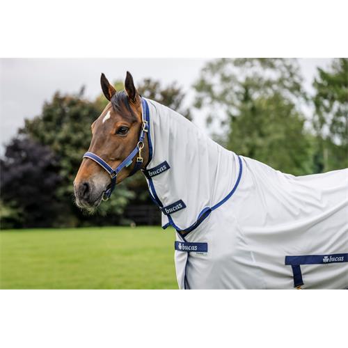 Síťovaná deka proti hmyzu s krkem Bucas Freedom, SS 26, stříbrná - vel. 155 cm Síťová deka Bucas Freedom SS 26, stříbrná, vel. 155