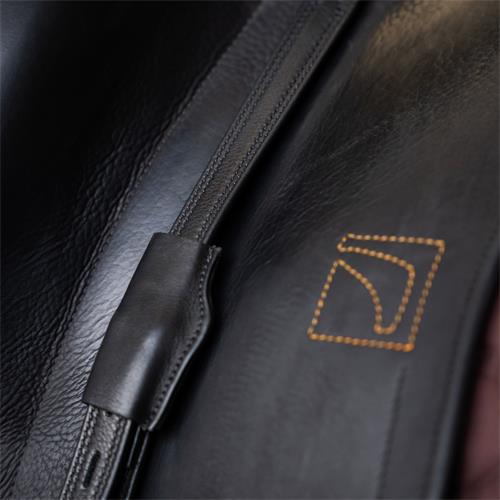 Kožené třmenové řemeny IRH Monoleaf, černé - 70 cm Třmenové řemeny IRH Monoleaf, kožené, černé, 70 cm