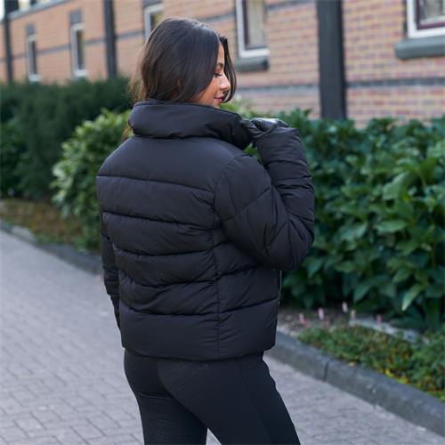 Zimní dámská bunda IRH AW 2025/26 Belle Sparkle, černá - vel. M Bunda dámská IRH Belle Sparkle AW 25/26, černá, vel. M