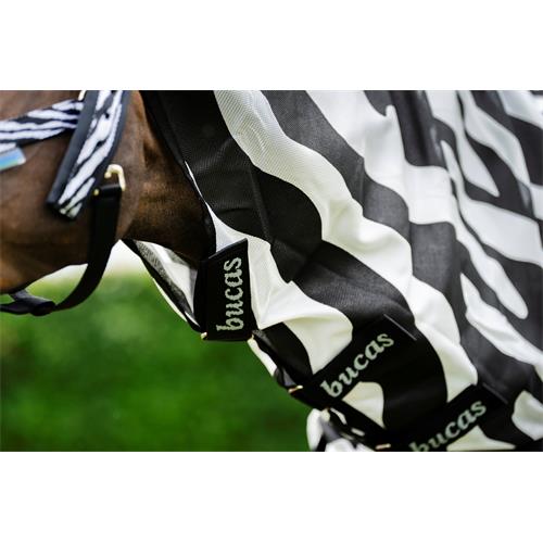 Síťovaná deka proti hmyzu Bucas Buzz-Off SS 26, zebra - vel. 145 cm Síťová deka s krkem Bucas Buzz-Off SS 26, zebra, vel. 145