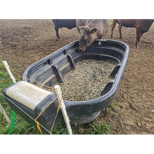 Napájecí žlaby s ventilem, kruhové - 1125 l Napájecí žlab s ventilem, 1125 l, kruhový