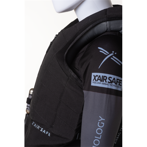 Bezpečnostní airbagová vesta Freejump X´Air Safe, 2v1, černá - vel. M Vesta airbagová X´Air Safe 2 v 1, vel. M
