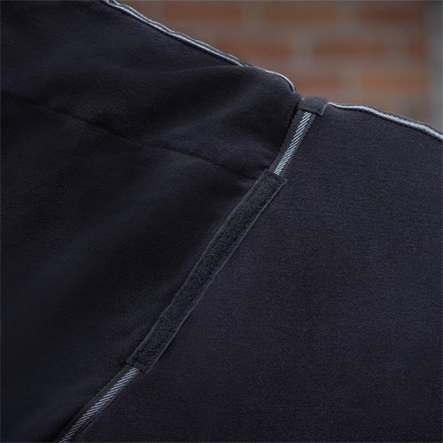 Odpocovací deka s krkem QHP Terry-Dry, černá - vel. 145/195 cm Deka odpocovací s krkem QHP Terry-Dry, černá, vel. 145/195 cm