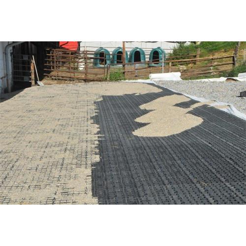 Zatravňovací dlaždice 33 x 33 x 5 cm, stěna 5 mm, černá - 1 ks Zatravňovací dlaždice 33 x 33 x 5 cm, stěna 5 mm, černá, 9 ks do 1 m2