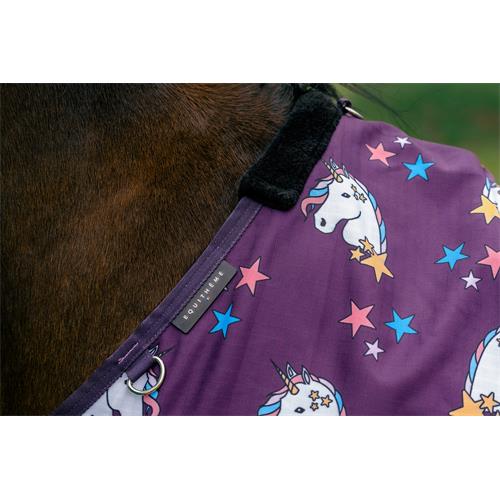 Nepromokavá deka Equithéme Unicorn, 220 g, fialová - vel. 95 cm Nepromokavá deka Equithéme Unicorn AW 25/26, 220 g, vel. 95 cm
