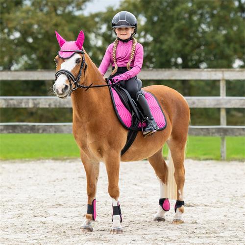 Podsedlová dečka QHP Isalyn, AW 26/27, růžová - vel. Pony Podsedlová dečka QHP Isalyn, růžová, vel. Pony, AW 26/27