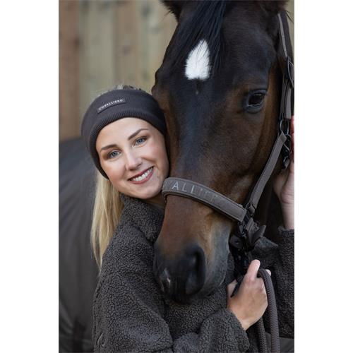 Čelenka Covalliero Knitted, AW 26/27 - hnědá Čelenka Covalliero Knitted, hnědá, AW 26/27