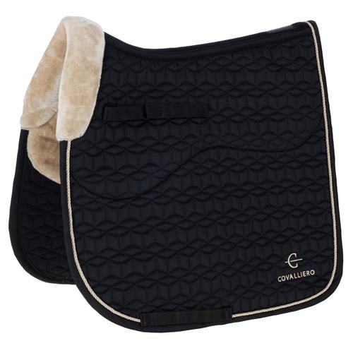 Drezurní dečka Covalliero Soft, AW 26/27, DR - černá Drezurní podsedlová dečka Covalliero Soft, černá, DR, AW 26/27