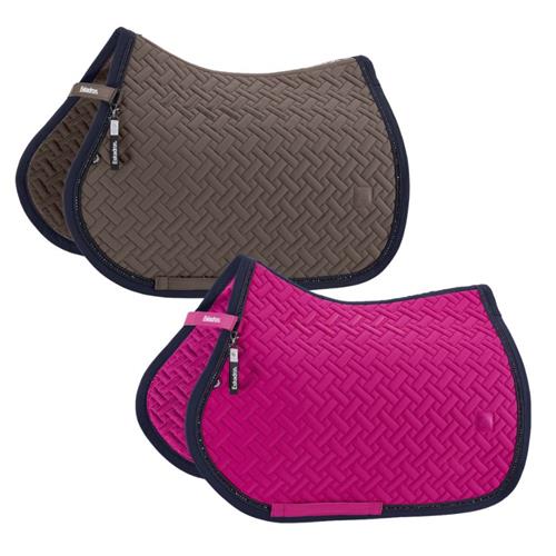 Podsedlová dečka Eskadron Pro Soft Crystal Dynamic, AW 26/27, VS - hnědá Podsedlová dečka Eskadron Pro Soft Crystal Dynamic, AW 26/27, hnědá, VS