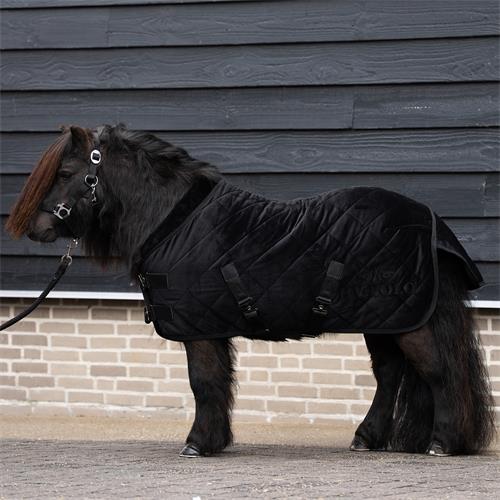 Stájová deka HVP Sacha, AW 26/27, Pony, černá - vel. 110/145 cm Stájová deka HVP Sacha, AW 26/27, černá, vel. 110/145cm